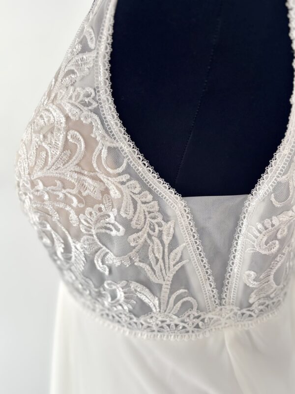 Robe idéale pour mariage champêtre – modèle RO630H Créatif Paris