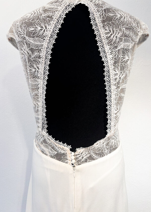 Robe de Mariée Echappée Belle Droite Fabienne Alagama – Image 9