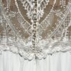 Robe de mariée 23407 – élégance romantique avec dentelle florale et jupe fluide en chiffon.