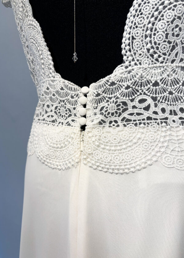 Robe de Mariée BM23-04 Droite Bo'm – Image 10