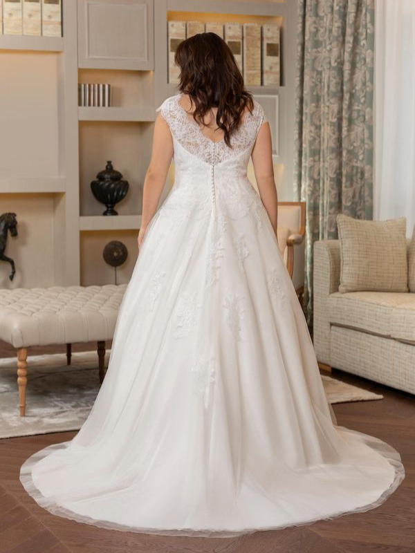 Robe de Mariée princesse 23805 Curvy – Image 2