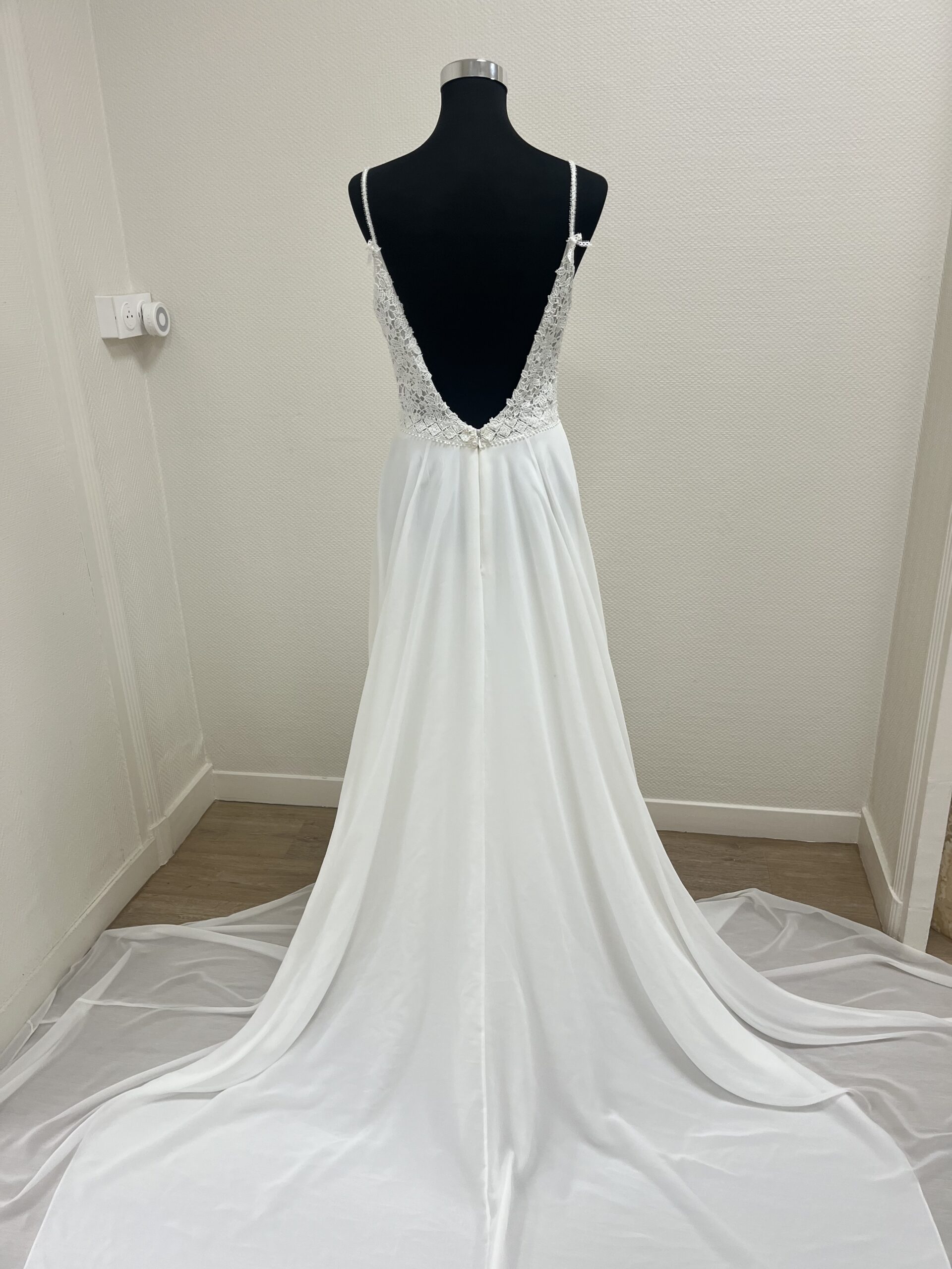 Robe de Mariée Rihan Trapèze Alma Novia – Image 8