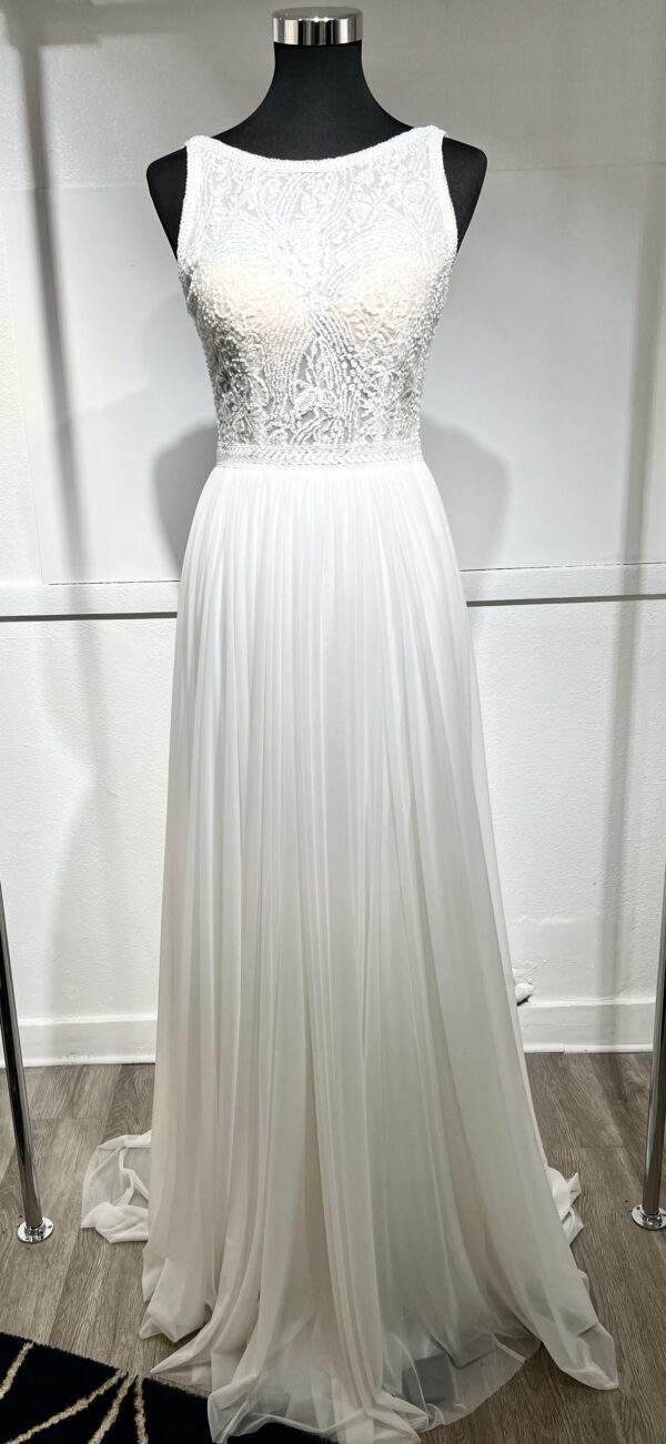 Robe de mariée Imber – style bohème chic avec corsage en dentelle brodée et jupe fluide en mousseline.