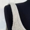 Robe sirène en dentelle florale baroque avec décolleté plongeant et jupe en tulle transparent