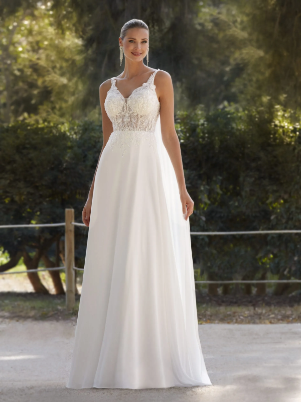 Robe de Marié Fluide 314610 by Susanna Rivieri