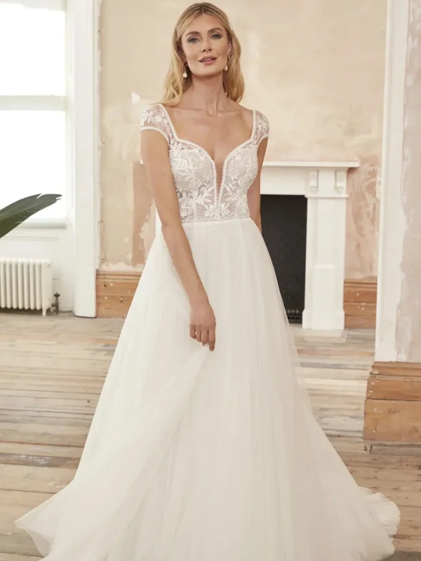 Robe de mariée princesse en tulle vaporeux Justin Alexander 11207 vue d'ensemble