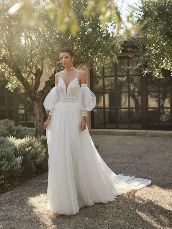 Robe de mariée princesse en tulle Aire Barcelona modèle Genesis vue d'ensemble - Taille 40