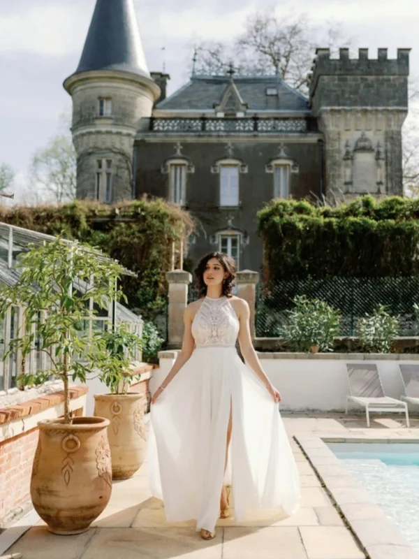 Robe de mariée trapèze en mousseline fluide Angeola vue d'ensemble